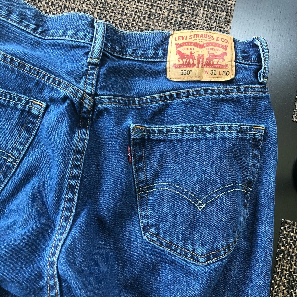 Levis 550 jeans